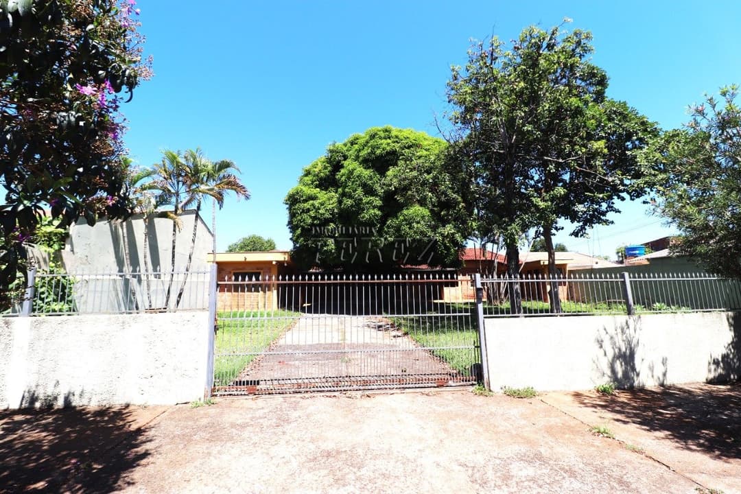 Casa comercial, 145 m² à venda no Parque Residencial Joaquim Toledo Piza - Londrina/PR - Foto 0
