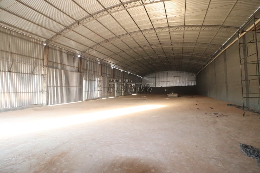 barracão para alugar com docas na região central - Foto 10