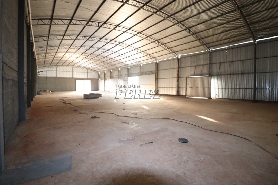 barracão para alugar com docas na região central - Foto 16