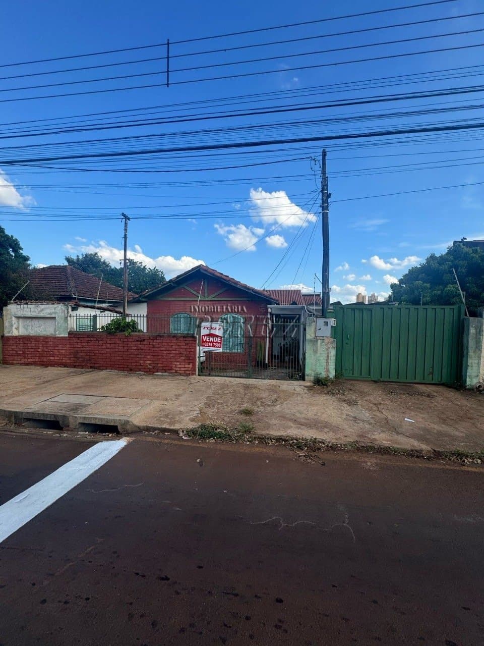 Casa à Venda na Vila Brasil - Rua Bolivia - Foto 1