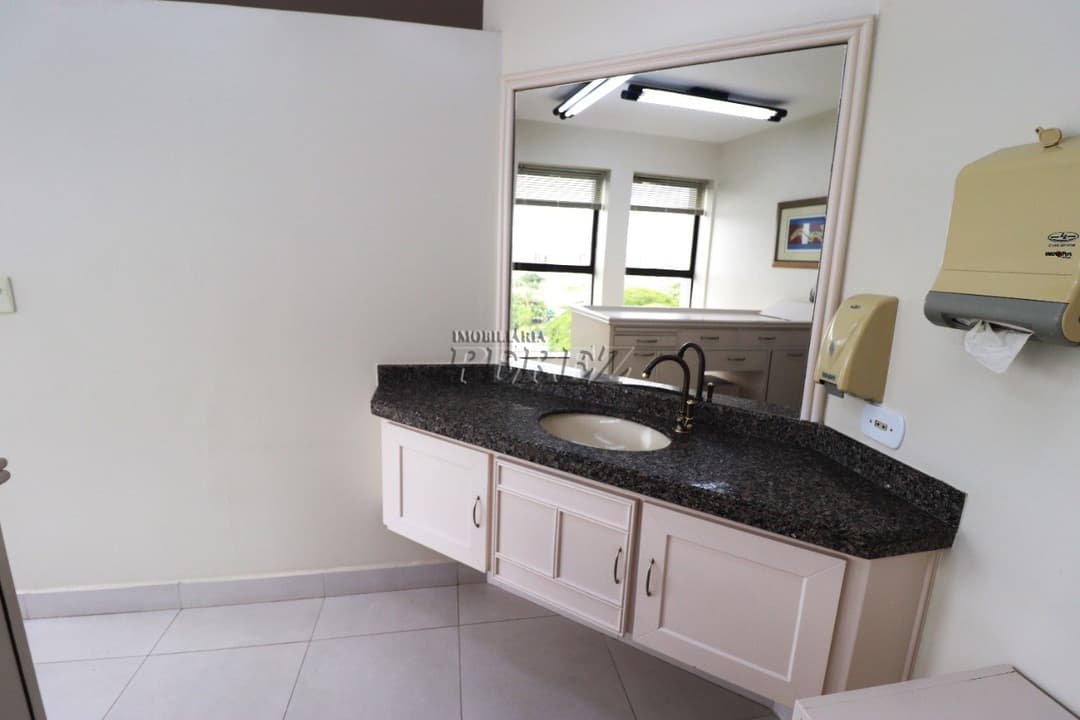 Sala Comercial à Venda - Edifício MedCenter | Av. Bandeirantes - Região Central de Londrina - Foto 23