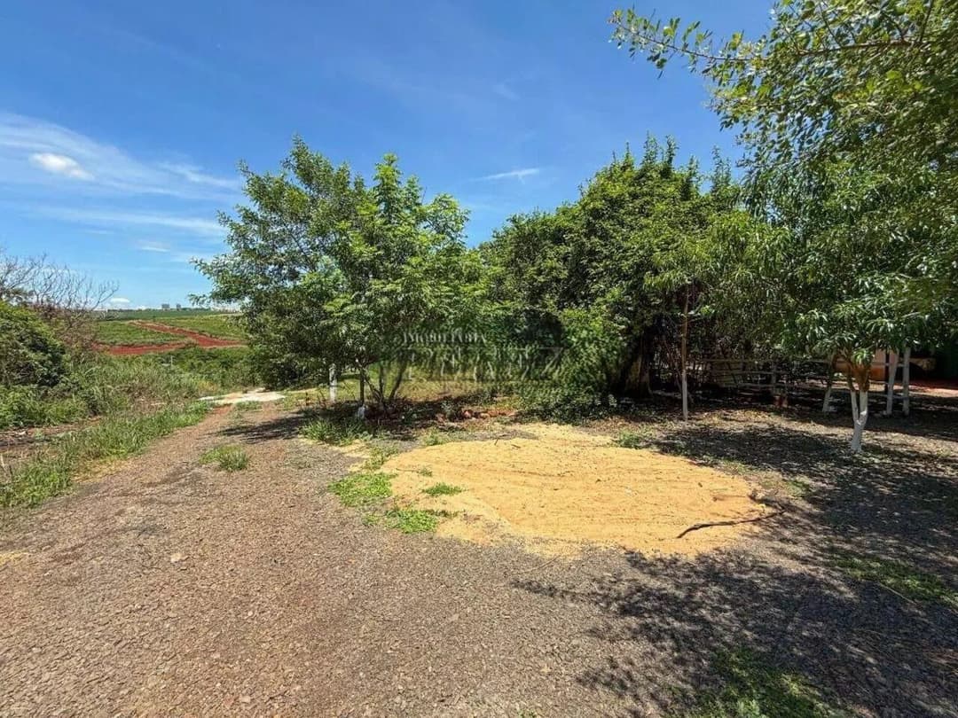 Chácara para venda e locação na Rua Guido Spoladore, na região leste de Londrina - Foto 7