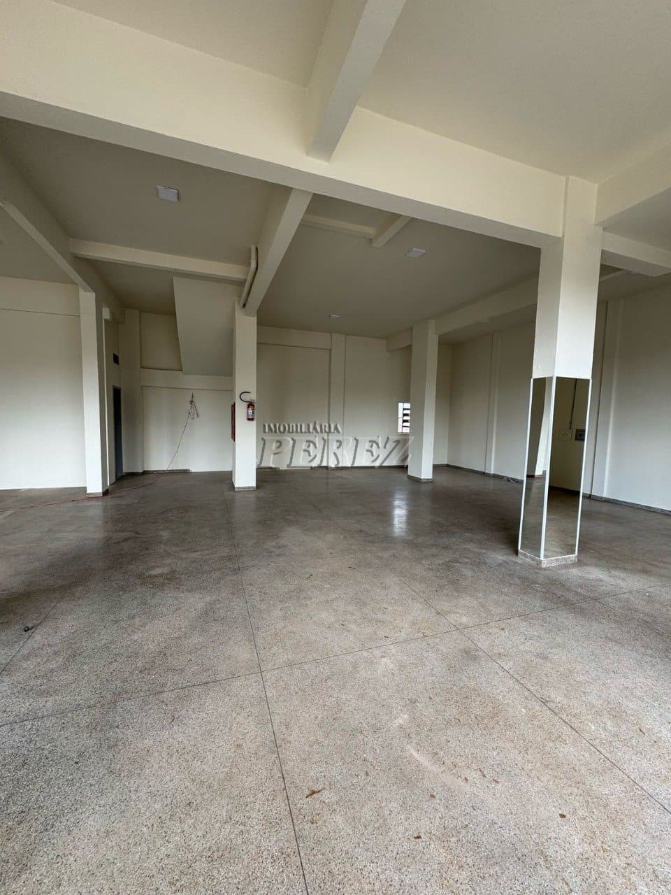 Galpão comercial para alugar na Vila Casoni, região central em Londrina. - Foto 4