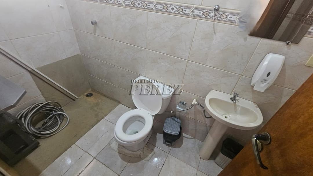 Imóvel Comercial à Venda - Zona Leste de Londrina - Avenida Brasília (fundos com Rua André Betti) - Foto 28