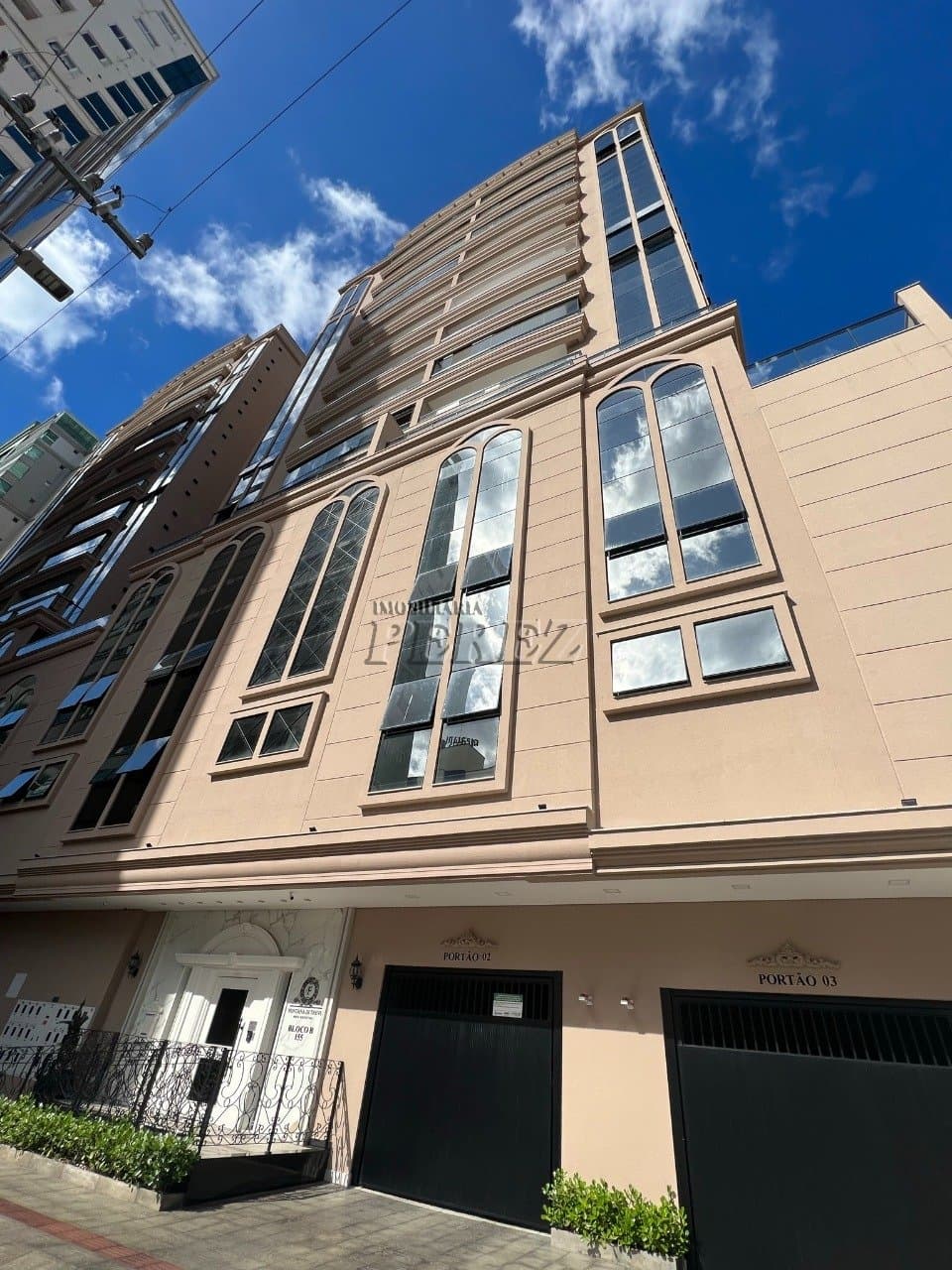 Apartamento Alto Padrão em Meia Praia - Edifício Fontana Di Trevi - Itapema/SC - Foto 2