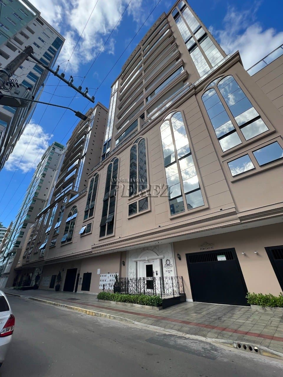 Apartamento Alto Padrão em Meia Praia - Edifício Fontana Di Trevi - Itapema/SC - Foto 1