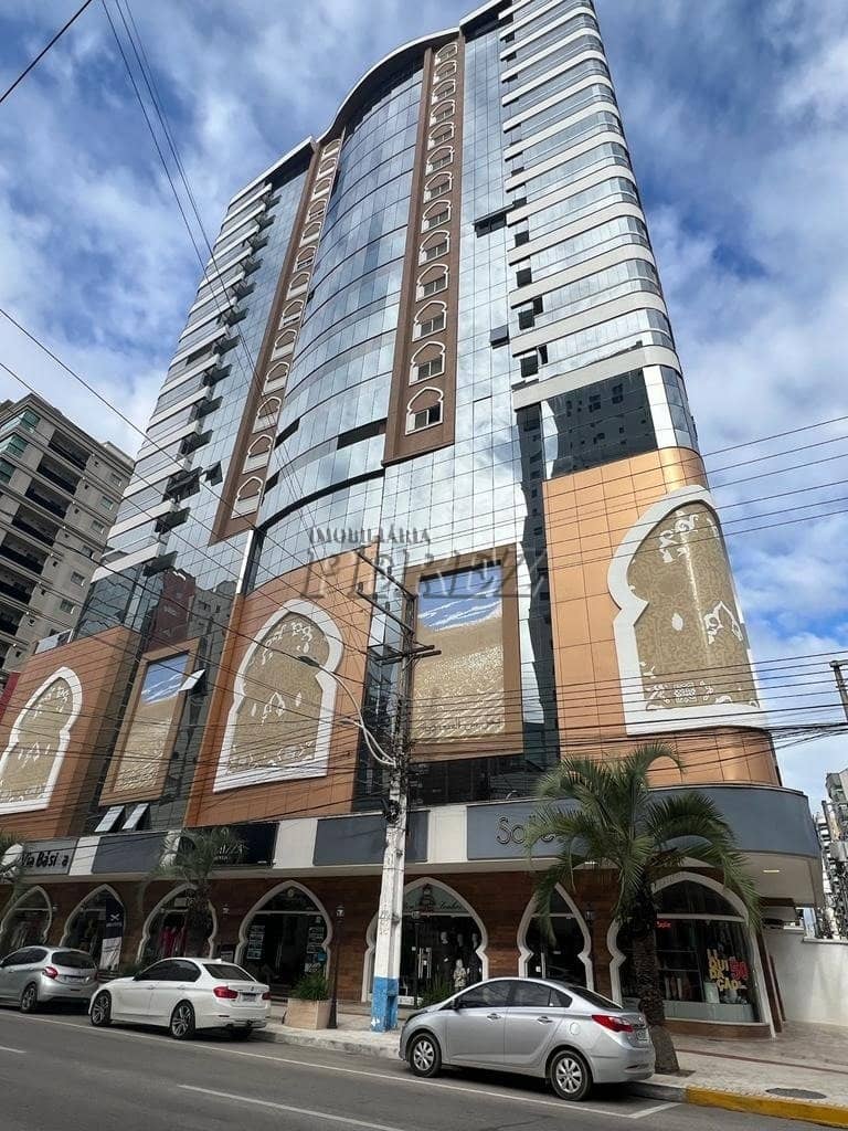 Apartamento de Alto Padrão à Venda - Edifício Mar das Arábias Av. Nereu Ramos - Meia Praia, Itapema/SC - Foto 1