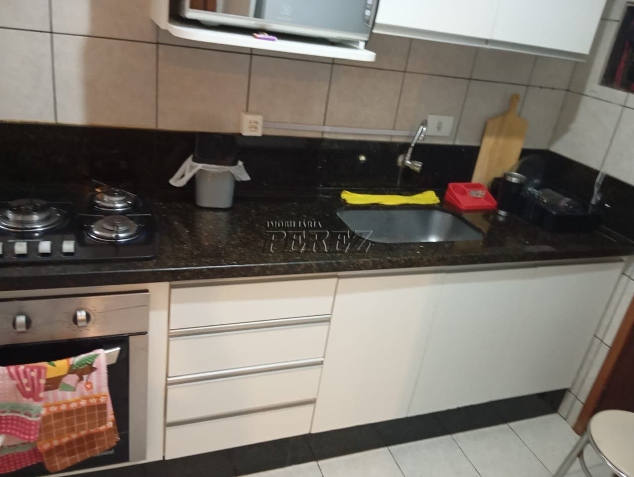 Localizado em ponto privilegiado no centro de Londrina, com fácil acesso a comércios, escolas, bancos, mercados e transporte público. - Foto 3