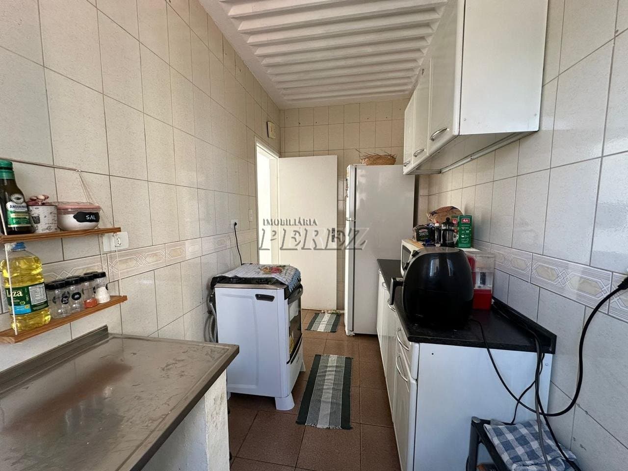 Apartamento à Venda no Centro de Londrina - Edifício Saveiros Rua Espírito Santo - Foto 4