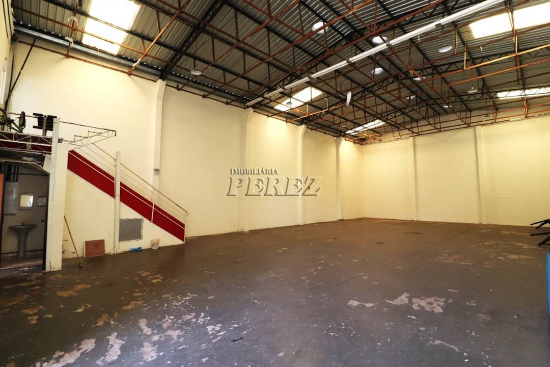 Barracão para alugar no centro em Londrina - Parque São Lourenço - Foto 1