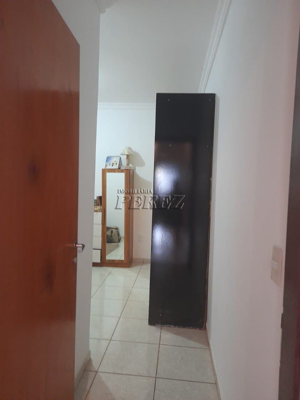 Casa geminada na Rua Celso Dalazuana Sampaio - Jardim Residencial Veneza - Foto 8