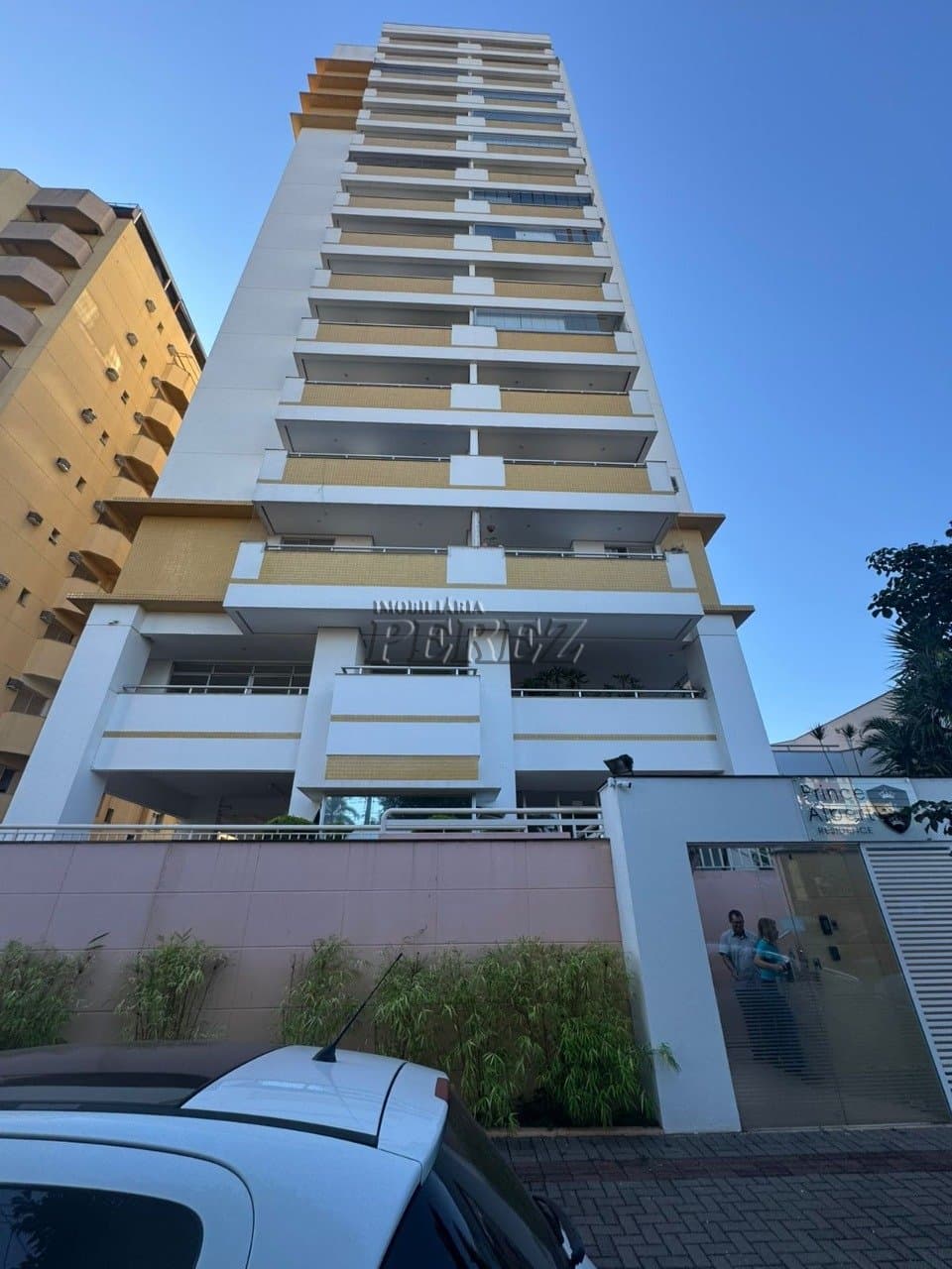 Apartamento à Venda no Prince Albert - Rua Montese, Região Central de Londrina - Foto 0