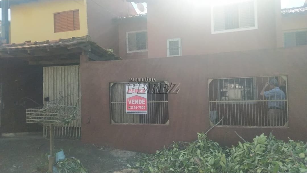 Sobrado à venda no Jardim Sabará, em Londrina. - Foto 1