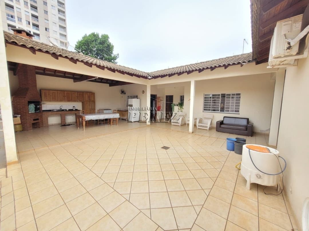 Casa à venda no centro Ibiporã Pr, localizada na Rua Primeiro de Maio - Foto 14
