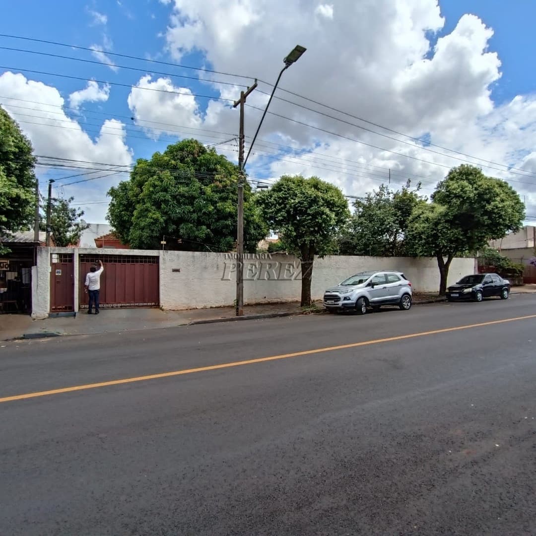 Terreno à venda na Rua Tietê Oportunidade para investidores ou empreendedores. - Foto 0