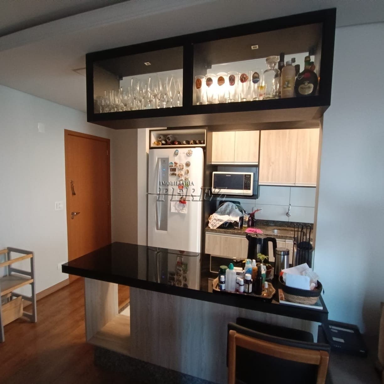 Apartamento à venda na Rua Venezuela, no condomínio Aqua Brasil, bairro Vila Brasil, Londrina. - Foto 2