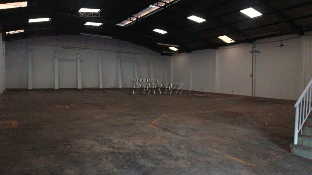 Galpão para alugar na Av Dez de Dezembro, Jardim Igapó - Região sul de Londrina. - Foto 0