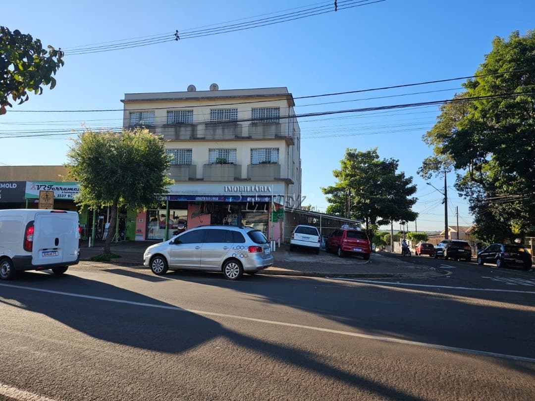 Sobreloja para alugar na região norte de Londrina, esquina com a Av Saul Elkind. - Foto 1