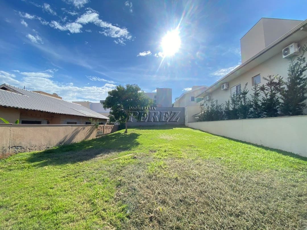 Terreno à venda no Condomínio Royal Forest - Foto 2