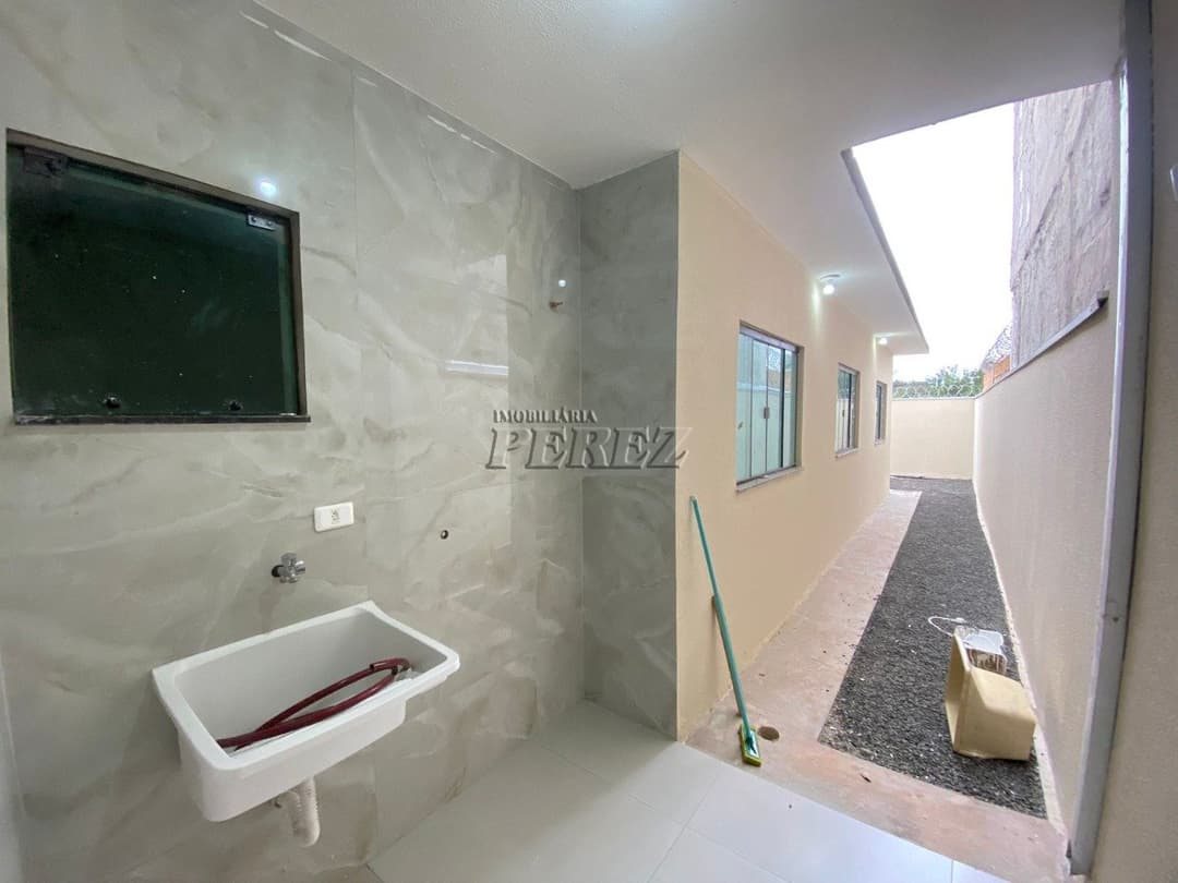 Casa geminada nova com pé direito alto e acabamentos modernos - Foto 5