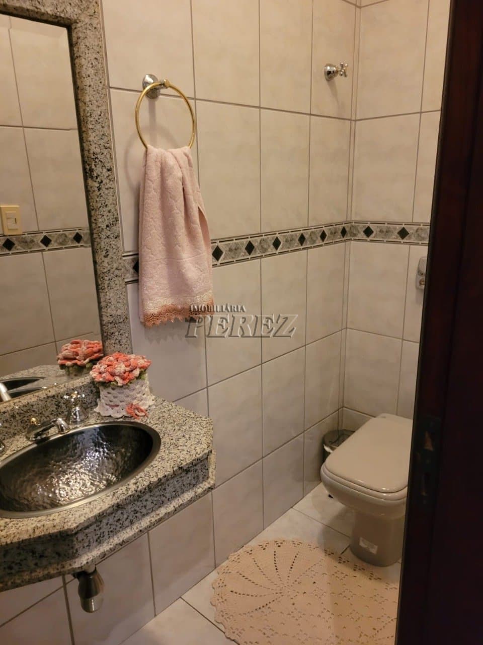 Venda de Sobrado Imponente na Av. Robert Koch - Um Espaço Completo para Morar e Empreender! - Foto 15