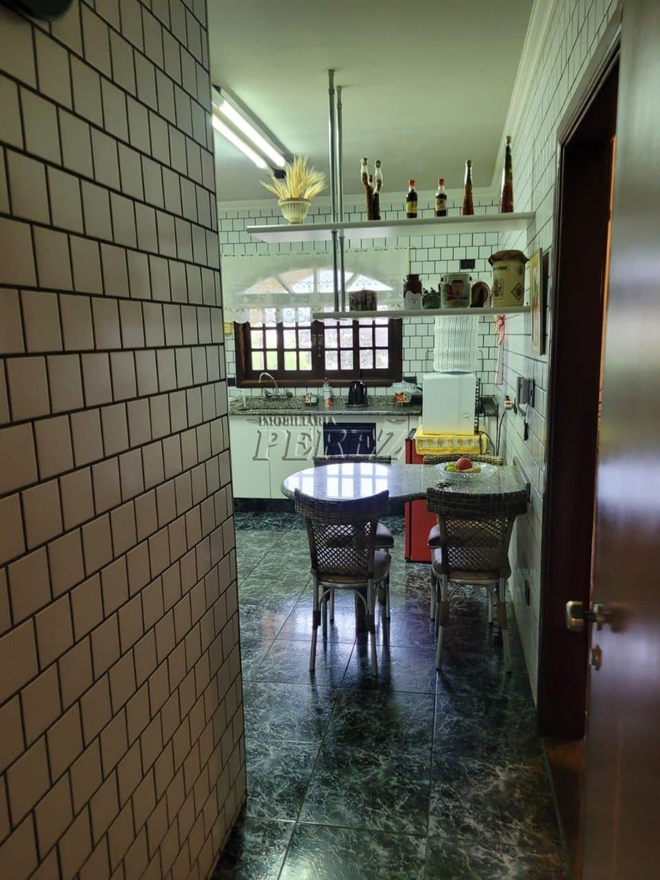 Venda de Sobrado Imponente na Av. Robert Koch - Um Espaço Completo para Morar e Empreender! - Foto 8