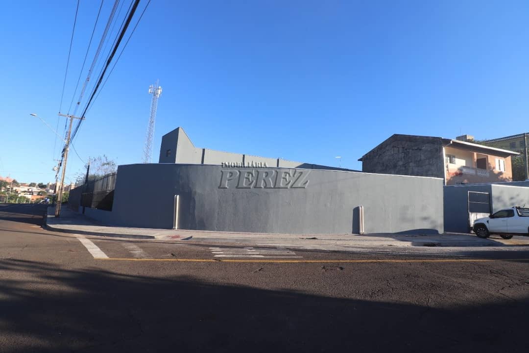 Imóvel comercial para alugar na Av Santa Mônica, região leste de Londrina. - Foto 0