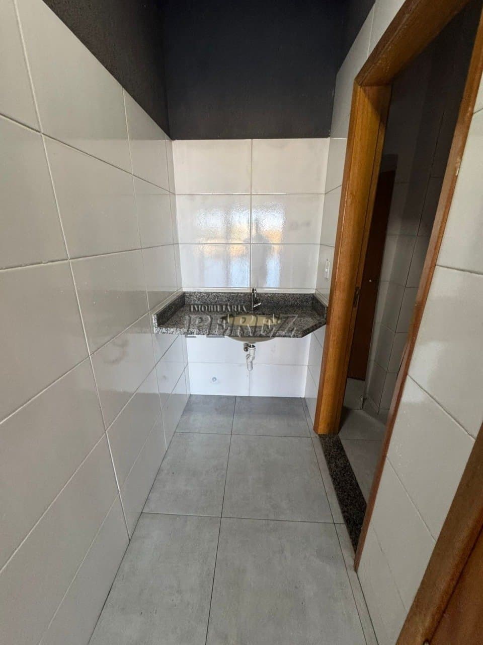 Sala comercial para alugar na Av Inglaterra, região sul de Londrina. - Foto 6