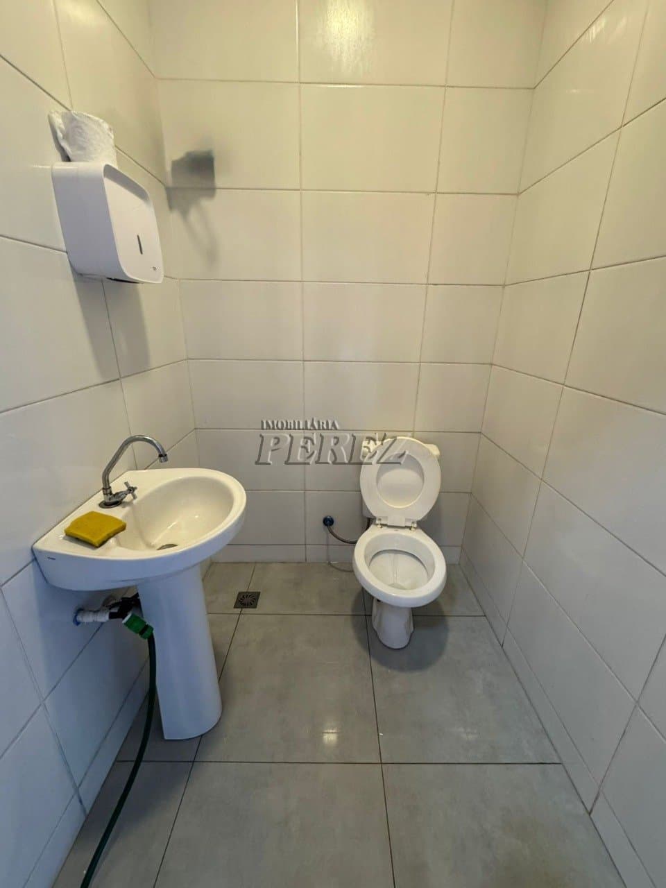 Sala comercial para alugar na Av Inglaterra, região sul de Londrina. - Foto 7