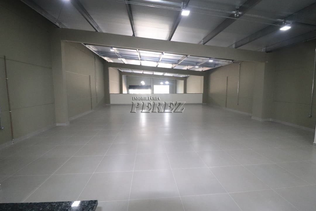 Barracão para alugar na Av São João, região leste de Londrina. - Foto 13