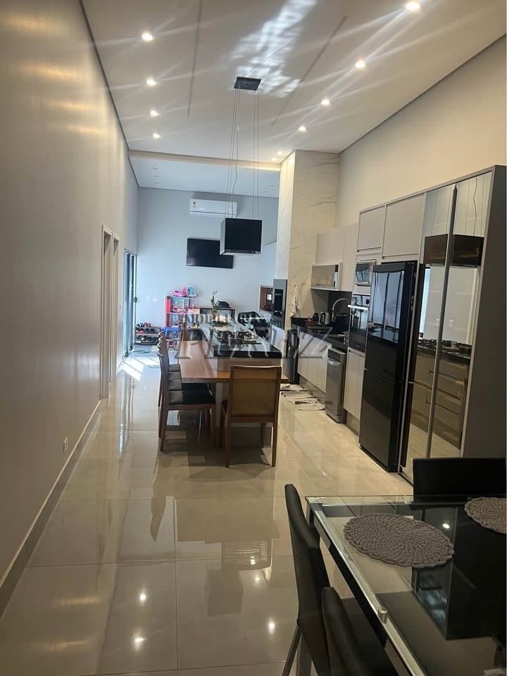 Casa Alto Padrão à Venda no Condomínio Bella Vitta - Conforto, Segurança e Energia Solar - Foto 4