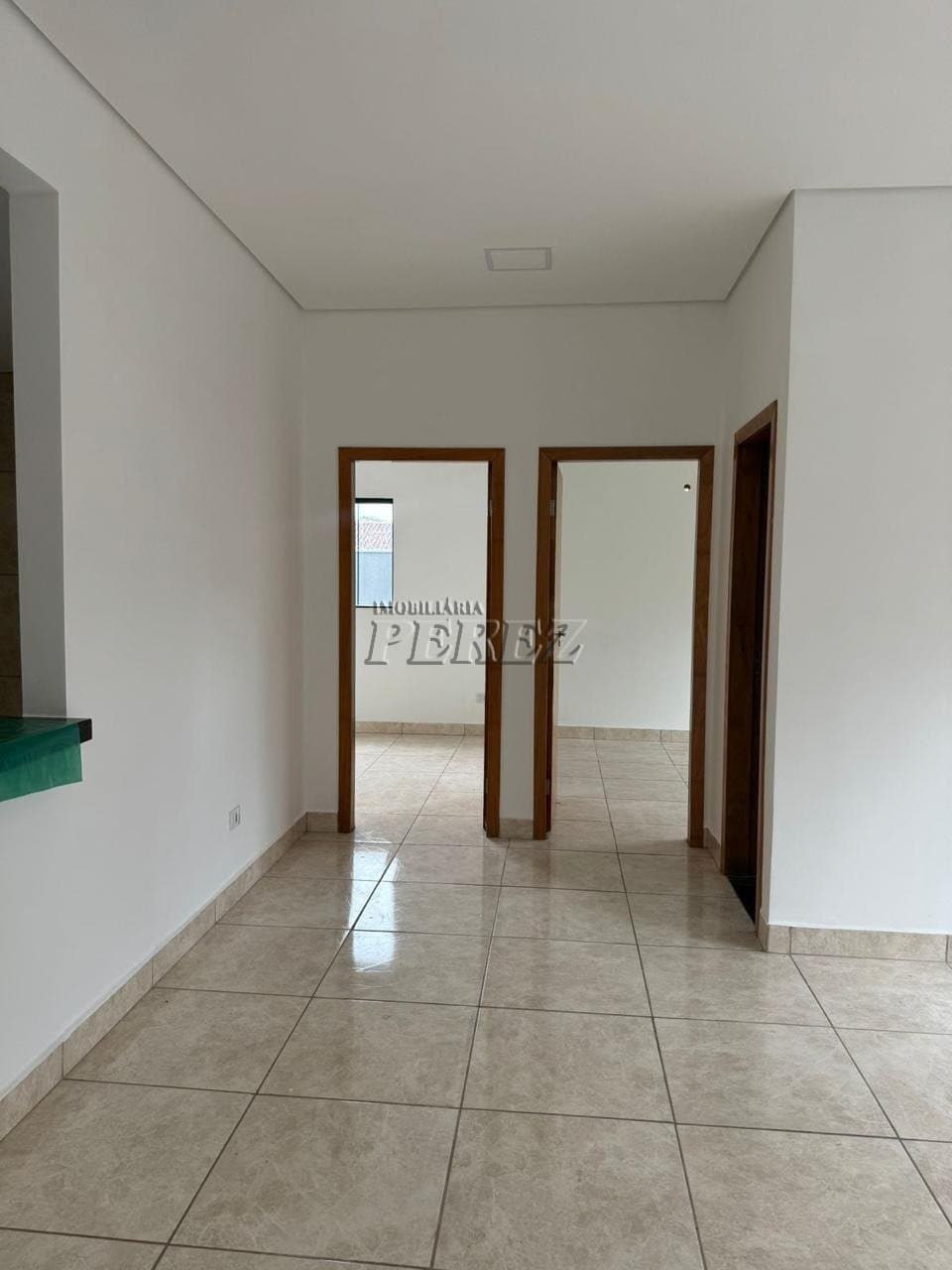 Venda de Casa de esquina com terreno amplo - conforto e potencial em localização estratégica! - Foto 8