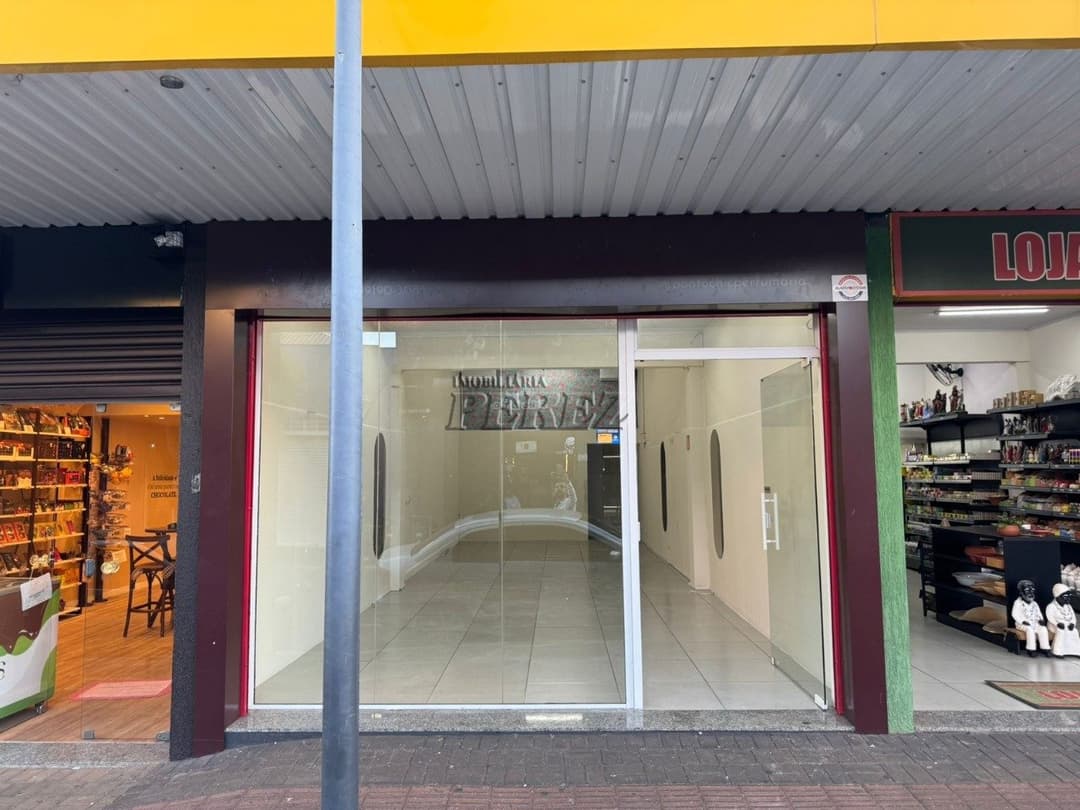 Sala comercial para alugar na Rua Sergipe, no centro de Londrina. - Foto 0