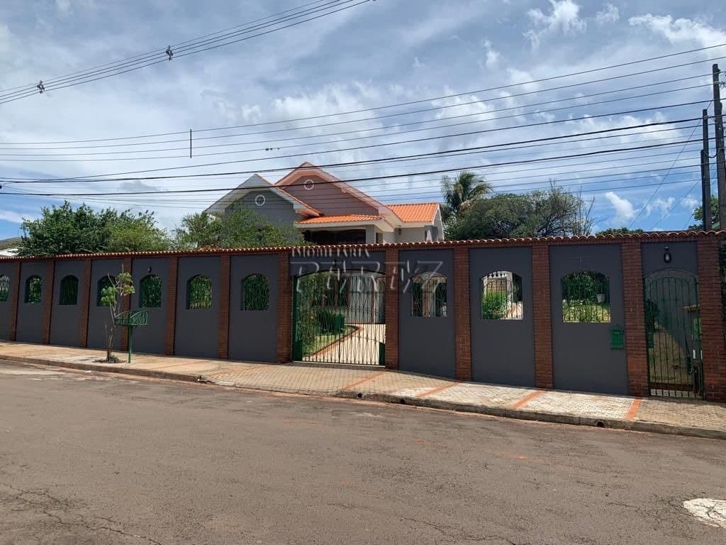 Venda de sobrado no Jardim Coliseu - Conforto, Espaço e Natureza a Minutos do Centro de Londrina! - Foto 1