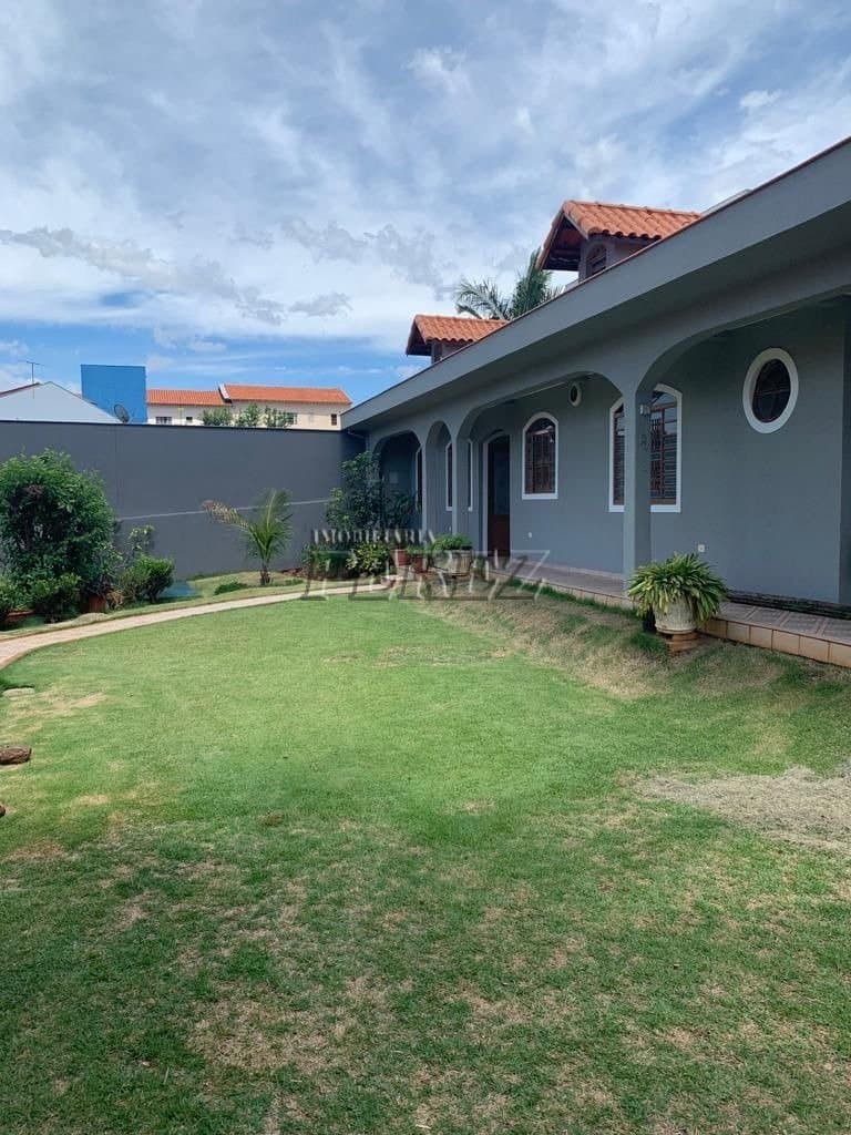 Venda de sobrado no Jardim Coliseu - Conforto, Espaço e Natureza a Minutos do Centro de Londrina! - Foto 3