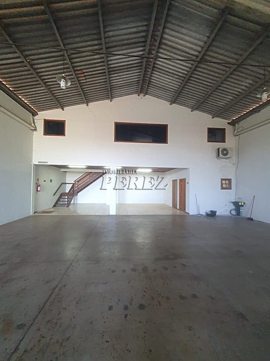 Galpão para alugar na Av São João, região leste de Londrina. - Foto 1