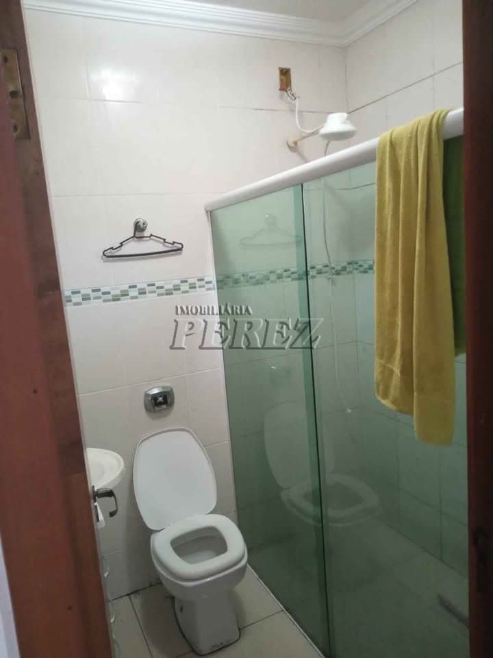 Casa a venda com 4 dormitórios no Maria Cecília!, Espaço, conforto e localização em Londrina - Foto 9