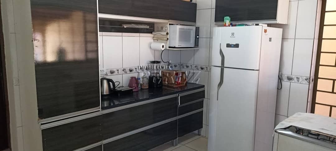 Casa a venda -  Imóvel residencial e comercial à venda na Rua Antônio - Foto 4