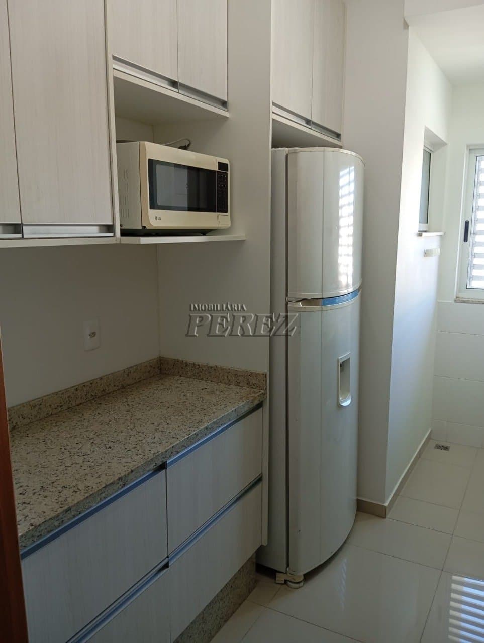 Venda de Apartamento com sacada gourmet - Rua Tomazina, próximo ao Colégio Marista! - Foto 7