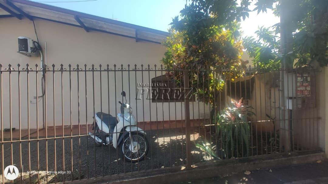 Venda de casa na região central de Londrina - Espaço, praticidade e localização - Foto 2