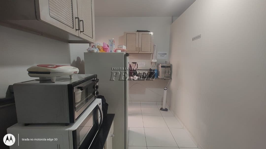 Venda de casa na região central de Londrina - Espaço, praticidade e localização - Foto 6