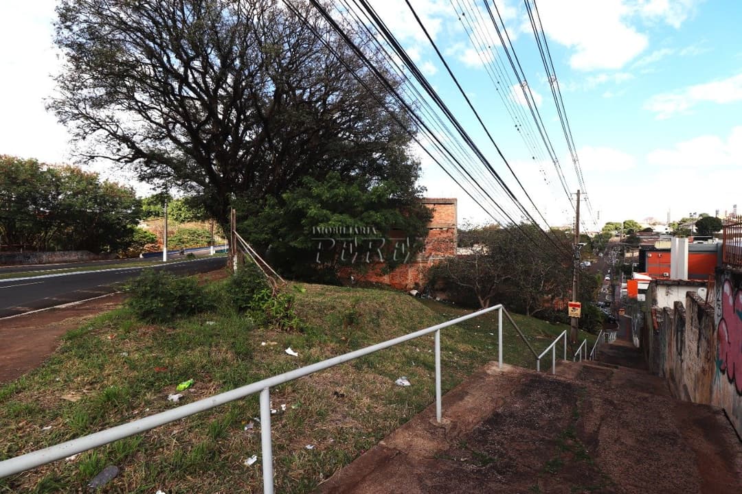Terreno à venda na Av. Santos Dumont - Localização estratégica e alto potencial de valorização! - Foto 1