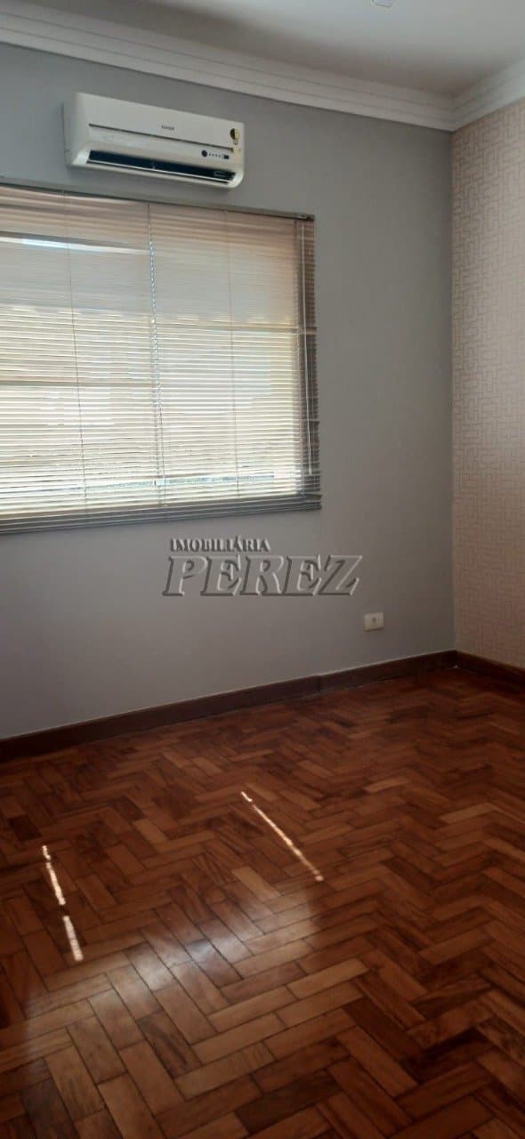 Imóvel comercial para alugar na Rua Uruguai, centro de Londrina. - Foto 9