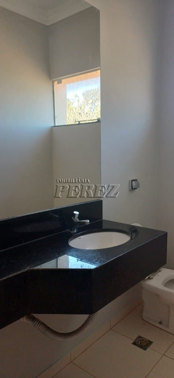 Imóvel comercial para alugar na Rua Uruguai, centro de Londrina. - Foto 15