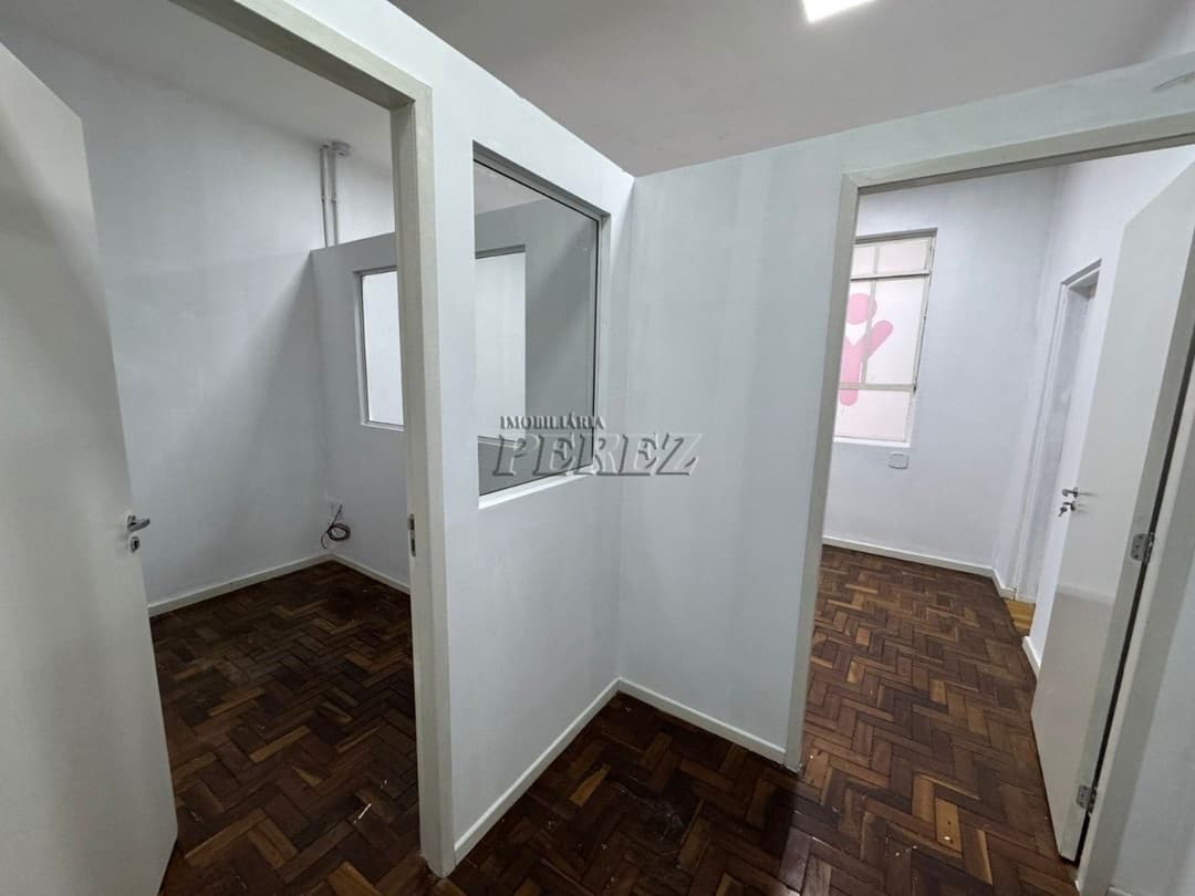 Sala comercial para alugar na Alameda Manoel Ribas no centro de Lodrina. - Foto 7