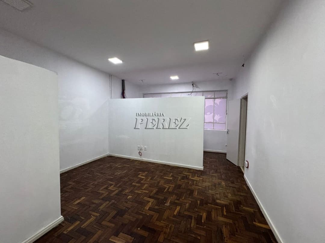 Sala comercial para alugar na Alameda Manoel Ribas no centro de Lodrina. - Foto 10