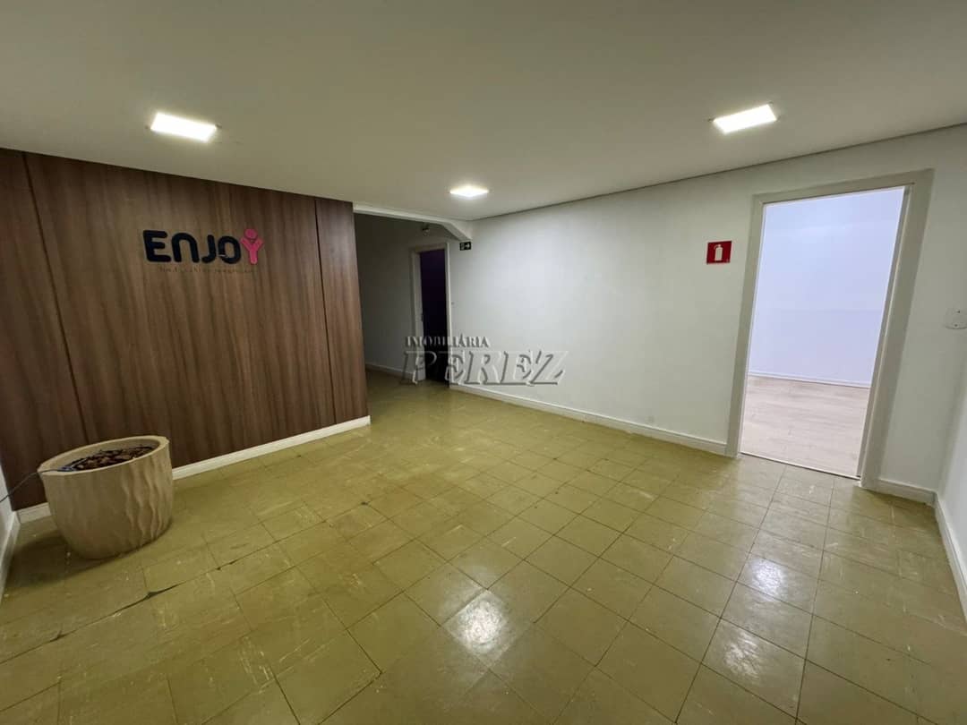 Sala comercial para alugar na Alameda Manoel Ribas no centro de Lodrina. - Foto 0