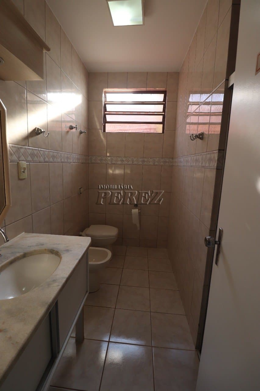 Casa a venda e locação no Quebec, região central de Londrina - Foto 9