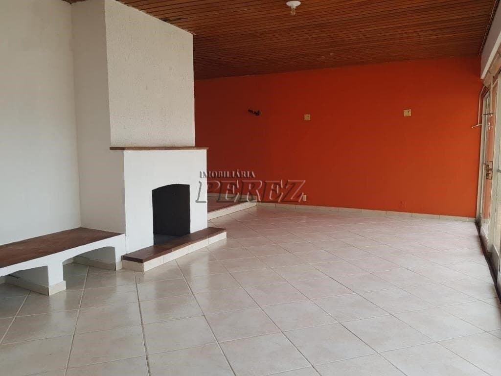 Casa comercial para venda no centro de Londrina - Foto 1