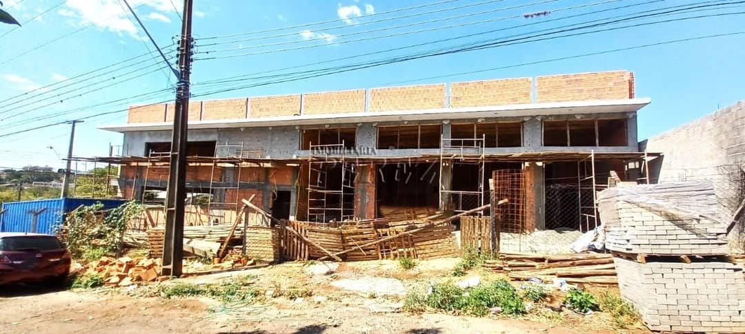 Loja comercial para alugar no Industrial, região oeste de Londrina - Foto 0
